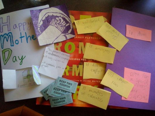how to make mothers day cards for kids. See, the kids each made me