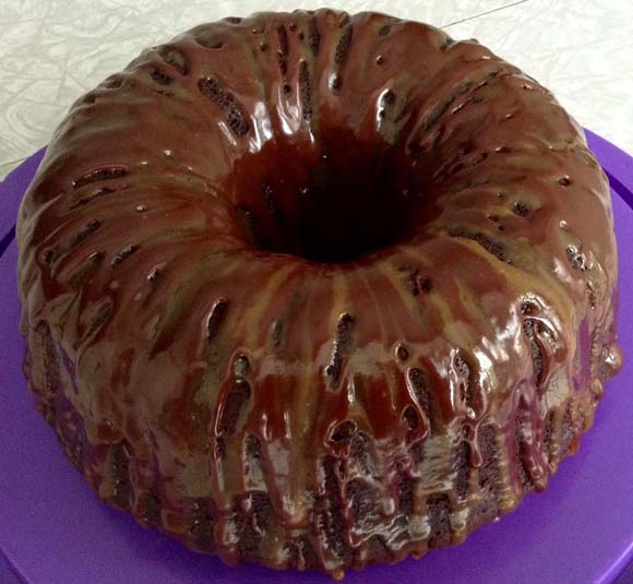 choc-gingerbread-bundt